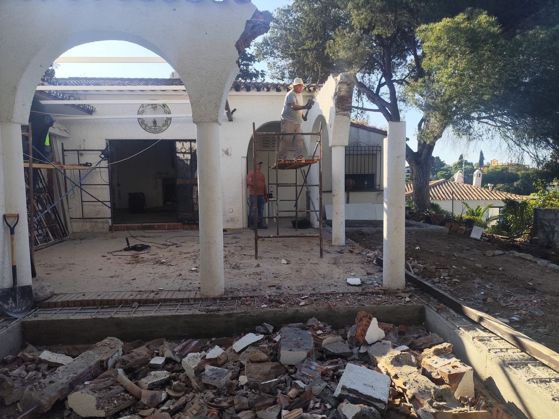 ELVIRIA ALTA