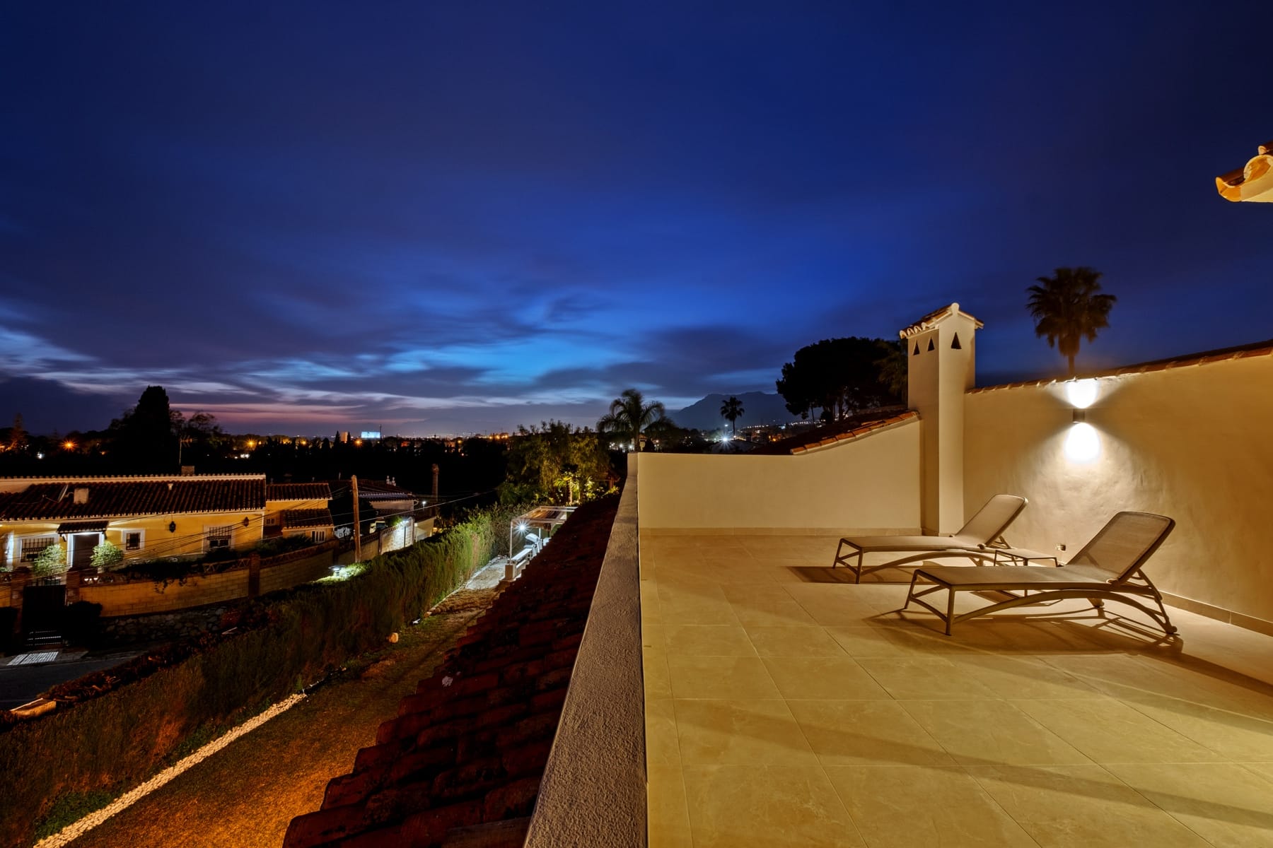 ELVIRIA BAJA